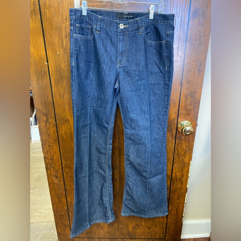 Calvin Klein Jeans Women's Size 12 Flared Dark Wash Mid Rise Cotton Mix Denim